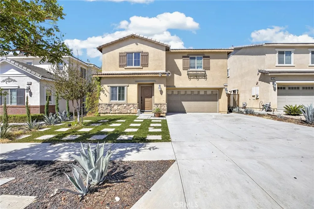 7014 Alderwood Fontana, CA 92336