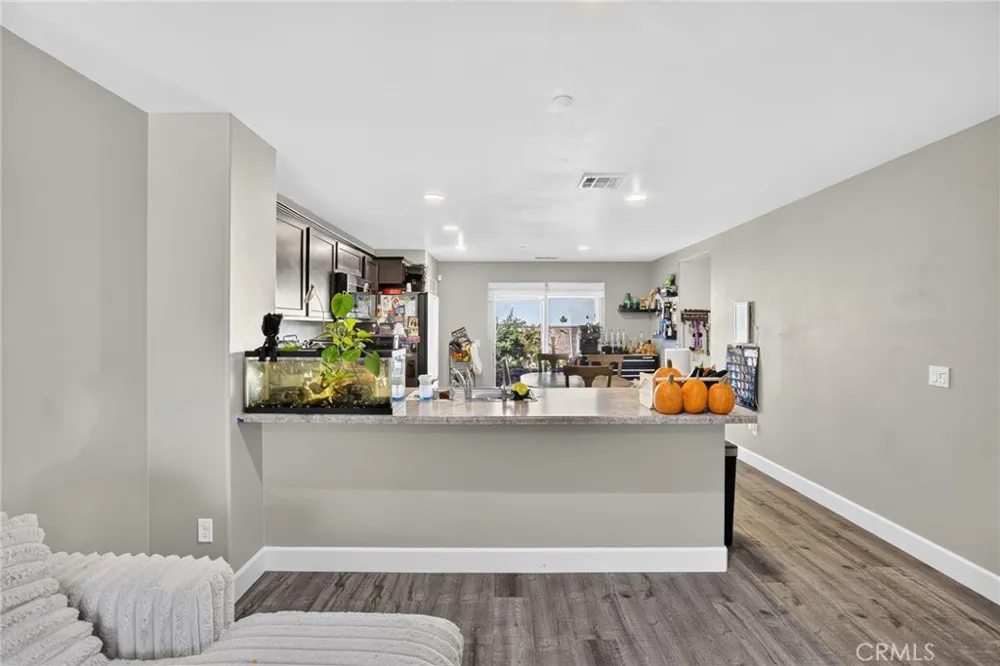 7014 Alderwood Fontana, CA 92336