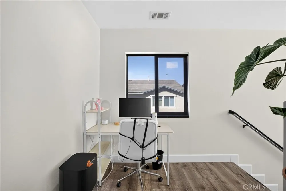 7014 Alderwood Fontana, CA 92336