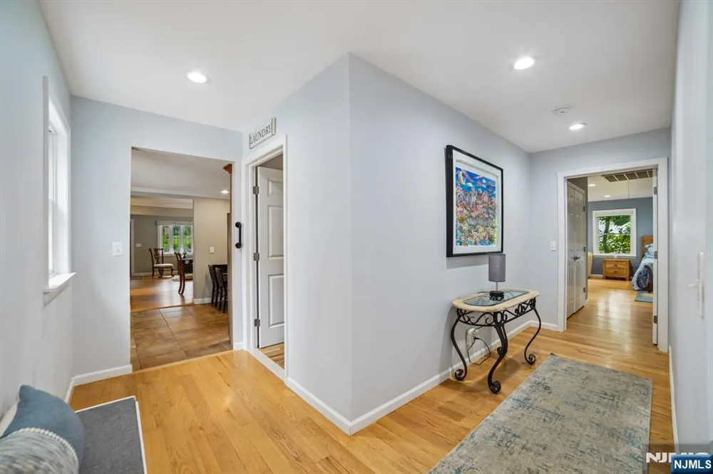 41 Forest Terrace Wayne, NJ 07470