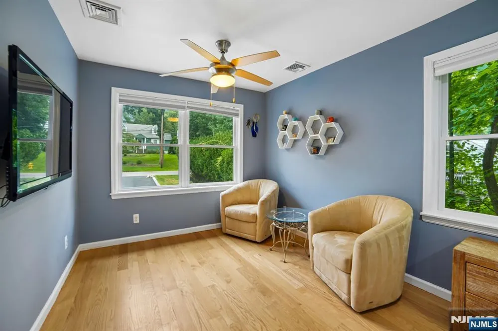 41 Forest Terrace Wayne, NJ 07470