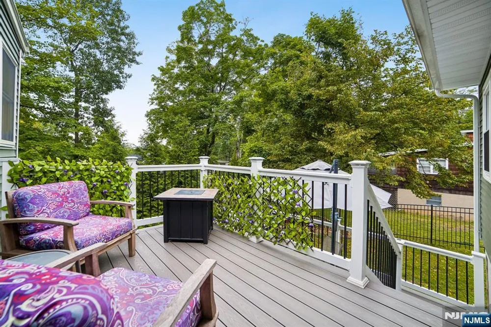 41 Forest Terrace Wayne, NJ 07470