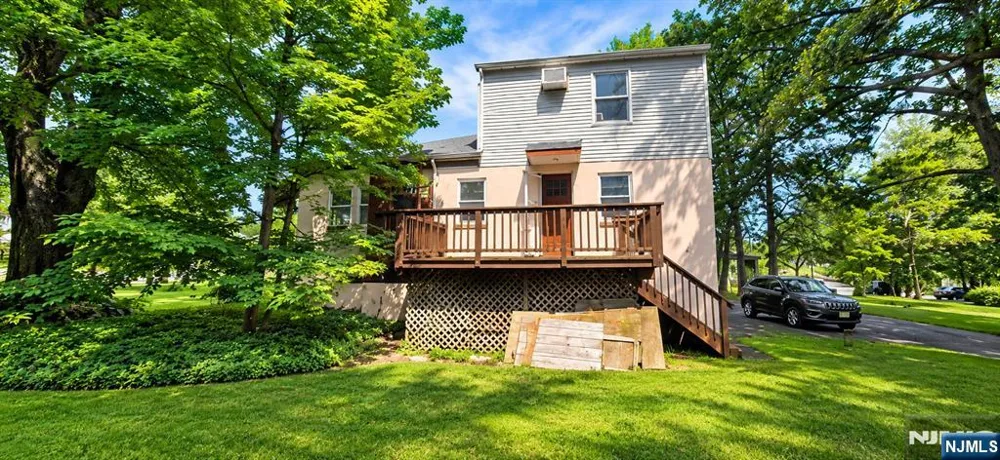 1486 Alps Road Wayne, NJ 07470