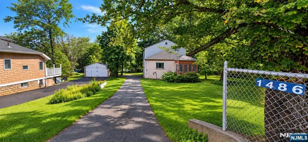 1486 Alps Road Wayne, NJ 07470