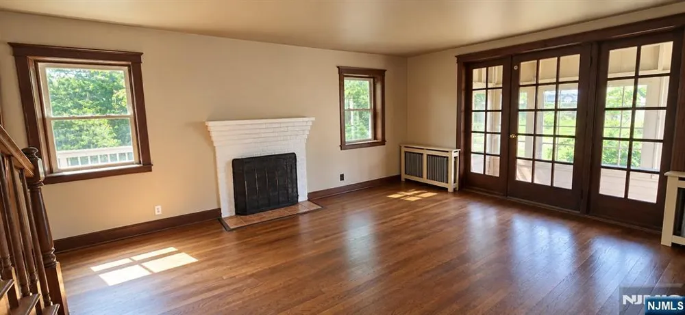 1486 Alps Road Wayne, NJ 07470