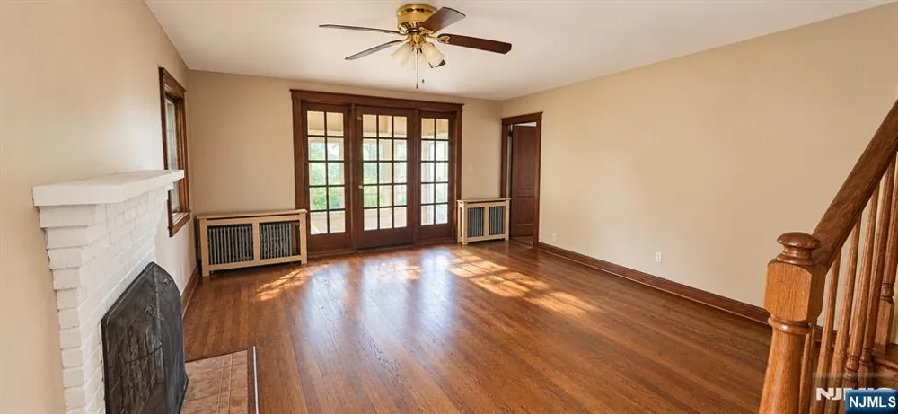 1486 Alps Road Wayne, NJ 07470