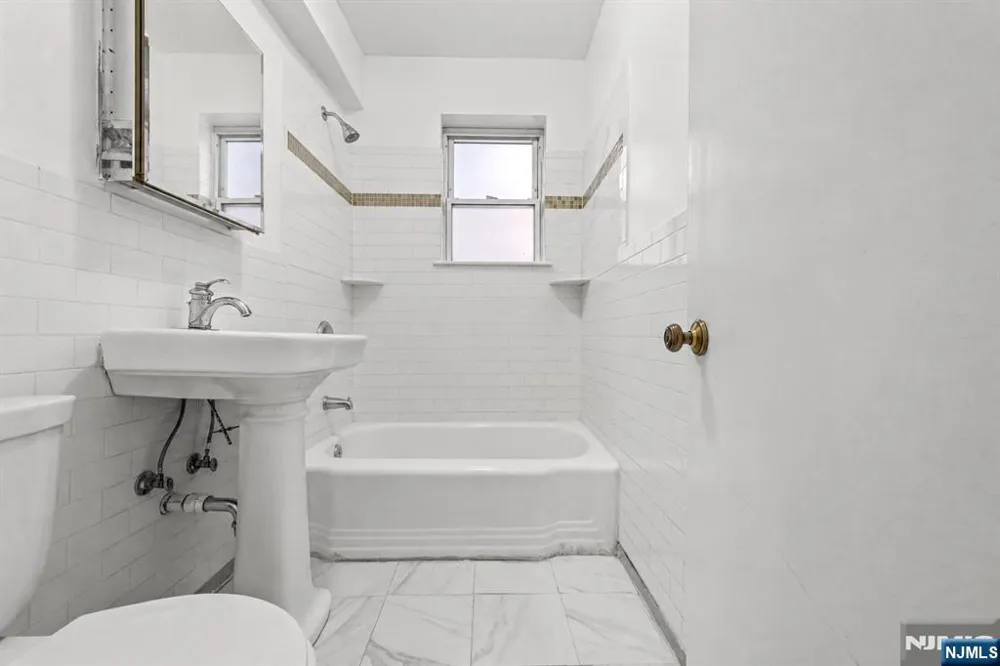 2520 Kennedy Boulevard 203 Jersey City, NJ 07304
