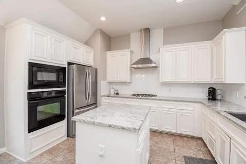 7218 Fall Creek Bend