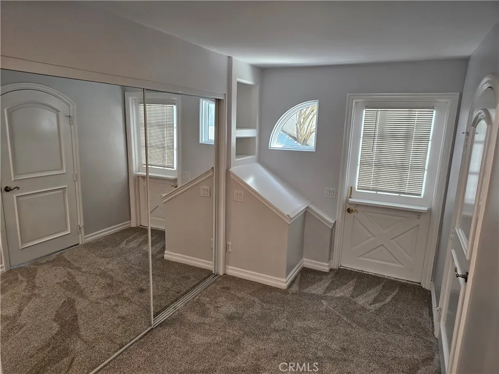 2825 Forest View Way Carlsbad, CA 92008