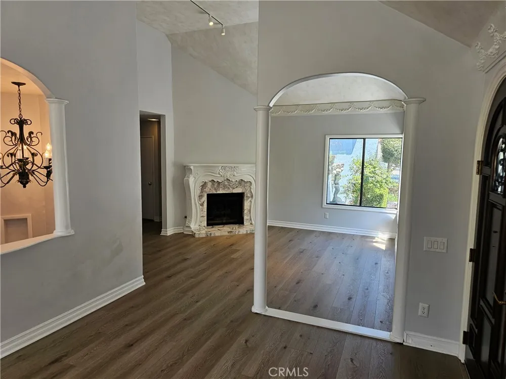 2825 Forest View Way Carlsbad, CA 92008