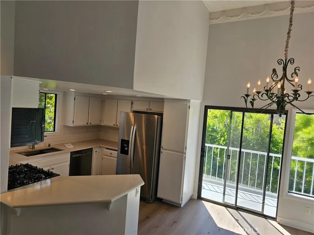 2825 Forest View Way Carlsbad, CA 92008