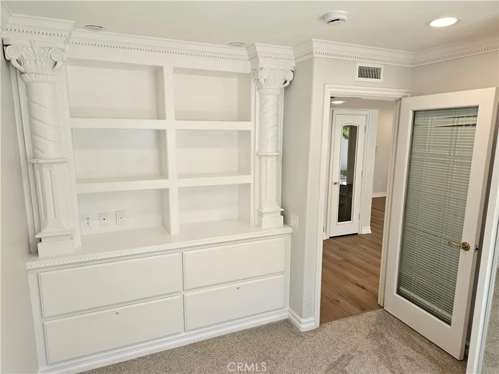 2825 Forest View Way Carlsbad, CA 92008