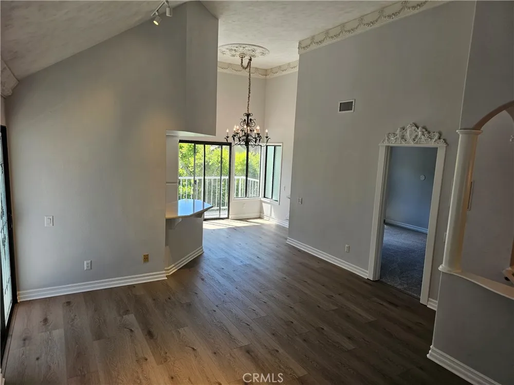 2825 Forest View Way Carlsbad, CA 92008