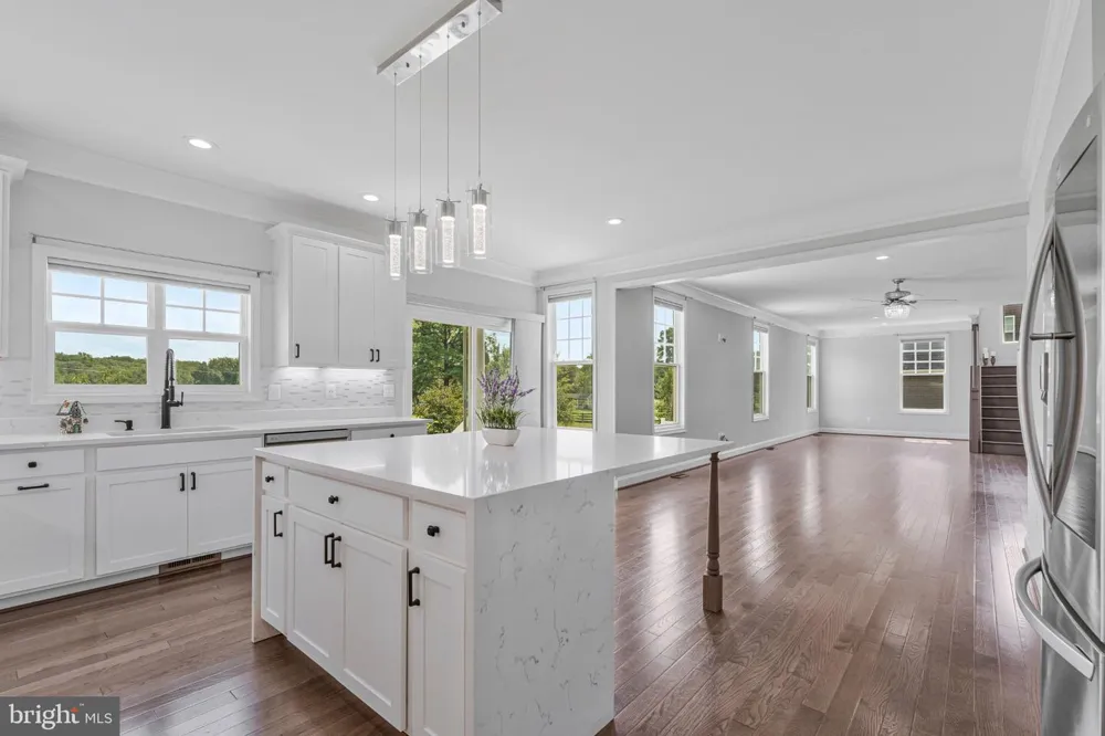 11889 BRADLEY FOREST ROAD Manassas, VA 20112