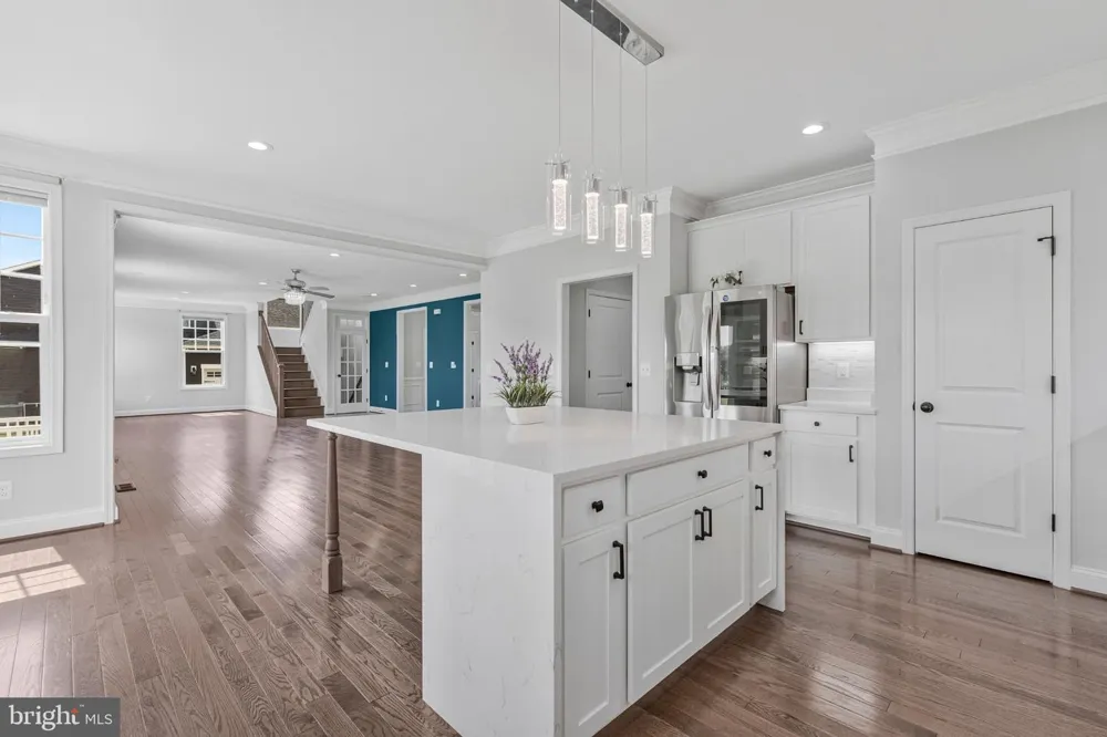 11889 BRADLEY FOREST ROAD Manassas, VA 20112