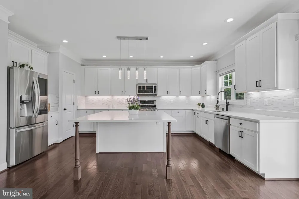 11889 BRADLEY FOREST ROAD Manassas, VA 20112