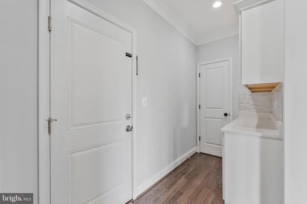 11889 BRADLEY FOREST ROAD Manassas, VA 20112