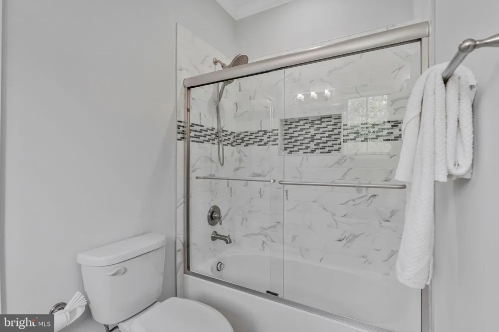 11889 BRADLEY FOREST ROAD Manassas, VA 20112
