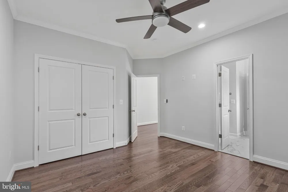 11889 BRADLEY FOREST ROAD Manassas, VA 20112