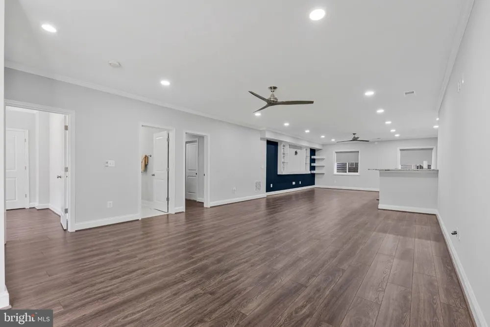 11889 BRADLEY FOREST ROAD Manassas, VA 20112