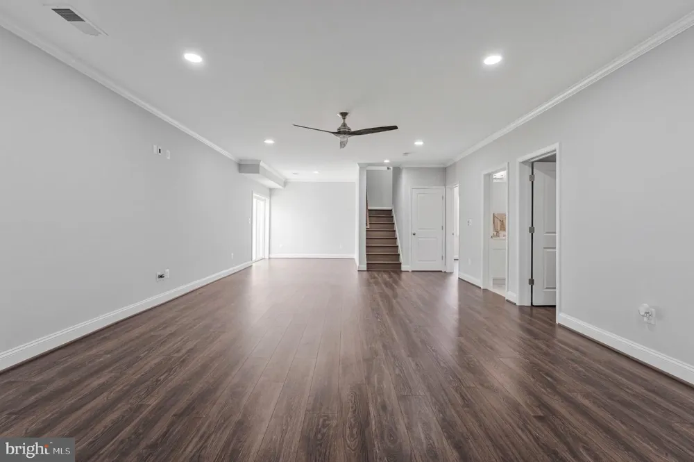 11889 BRADLEY FOREST ROAD Manassas, VA 20112