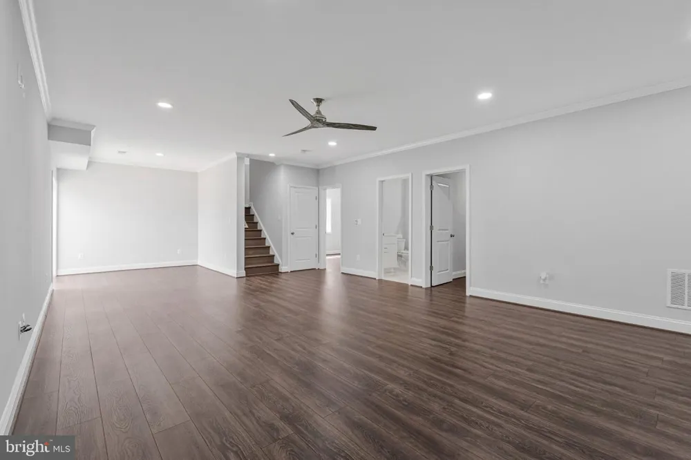 11889 BRADLEY FOREST ROAD Manassas, VA 20112