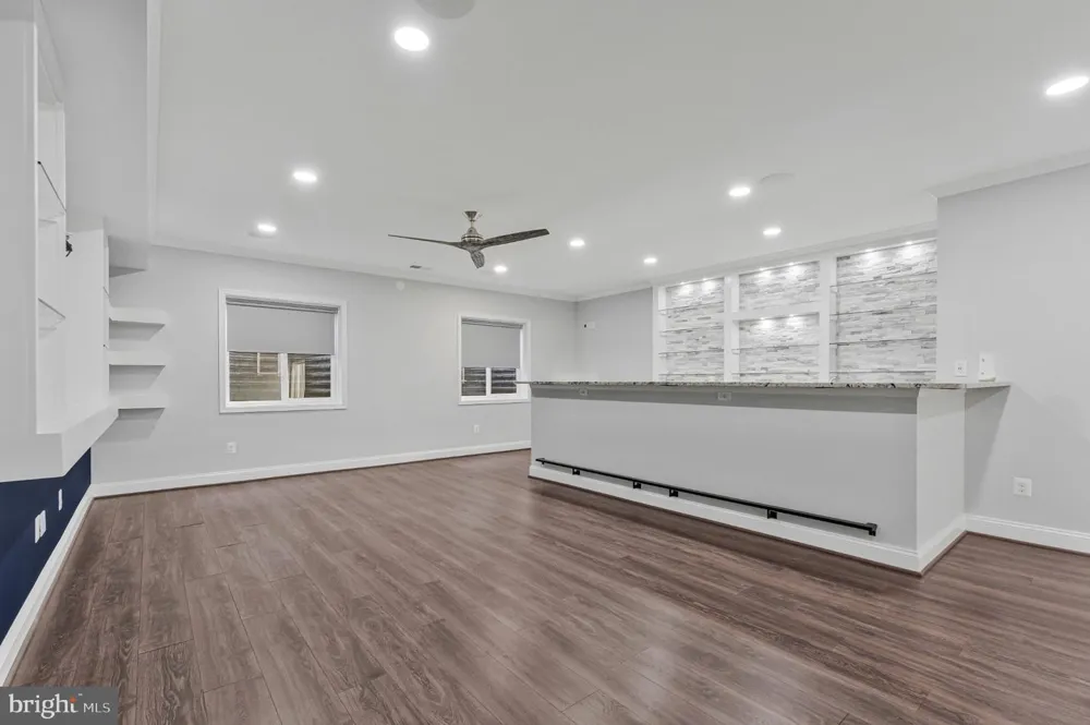 11889 BRADLEY FOREST ROAD Manassas, VA 20112