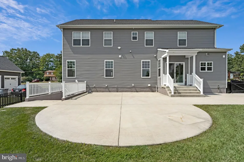 11889 BRADLEY FOREST ROAD Manassas, VA 20112