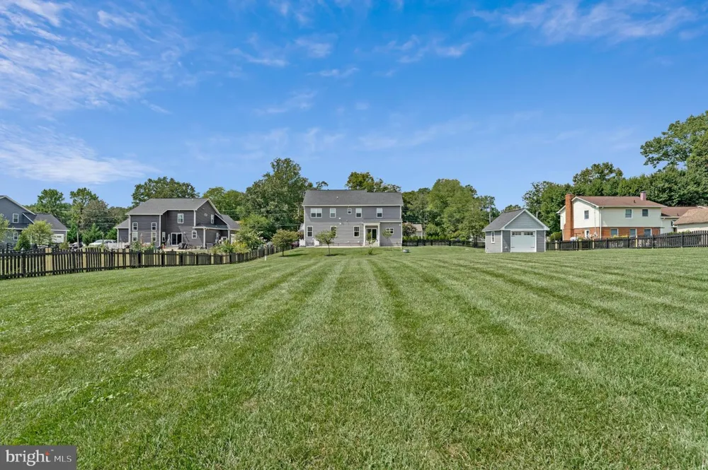 11889 BRADLEY FOREST ROAD Manassas, VA 20112