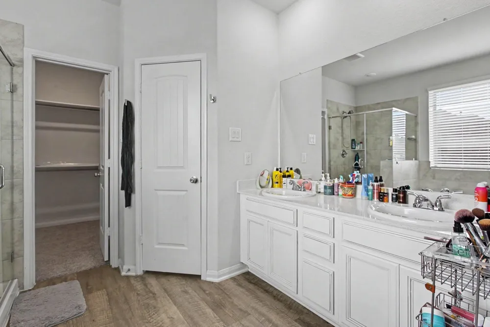 16349 Ellis Street Conroe, TX 77303