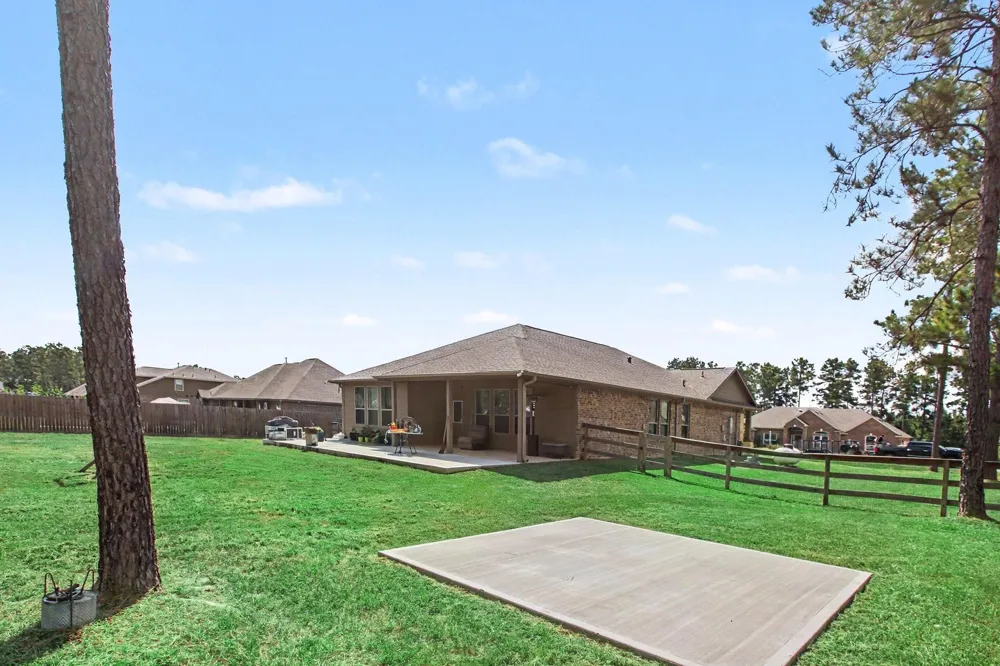 16349 Ellis Street Conroe, TX 77303