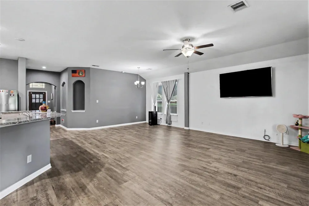 16349 Ellis Street Conroe, TX 77303
