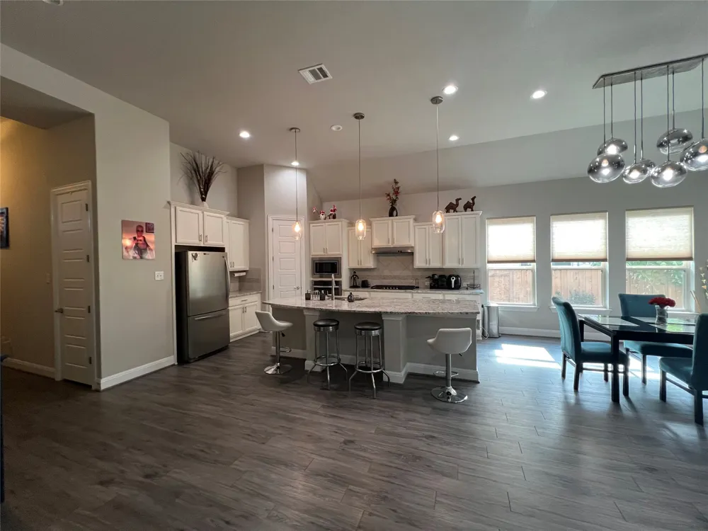 1709 Hollowback Drive Leander, TX 78641