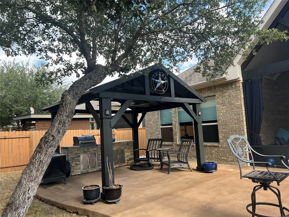 1709 Hollowback Drive Leander, TX 78641