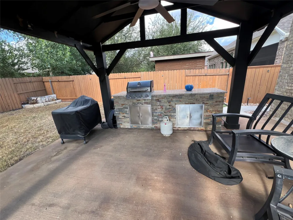 1709 Hollowback Drive Leander, TX 78641