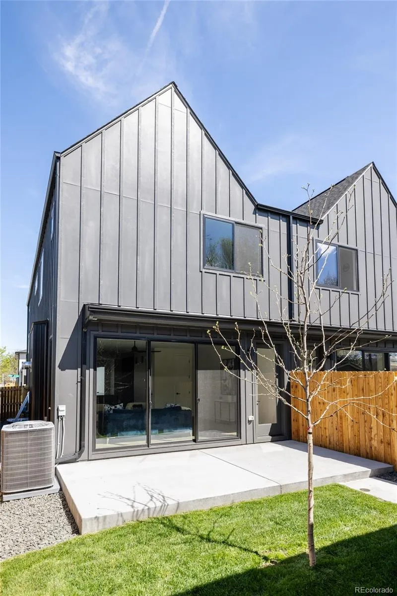 2433 S Cherokee Street Denver, CO 80223