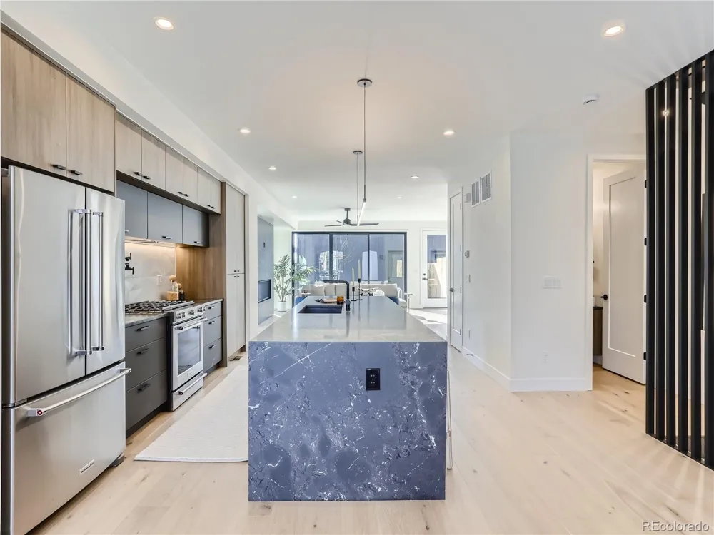 2433 S Cherokee Street Denver, CO 80223