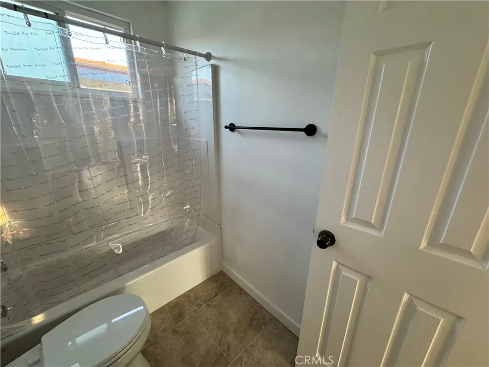 1333 W Walnut Santa Ana, CA 92703