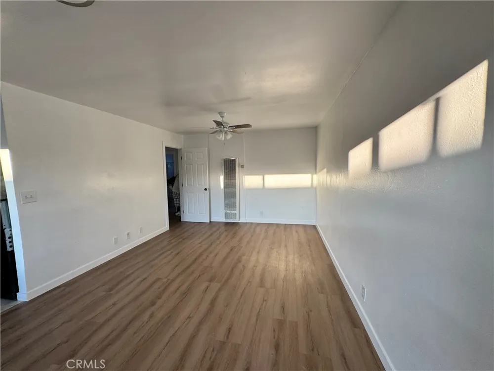 1333 W Walnut Santa Ana, CA 92703