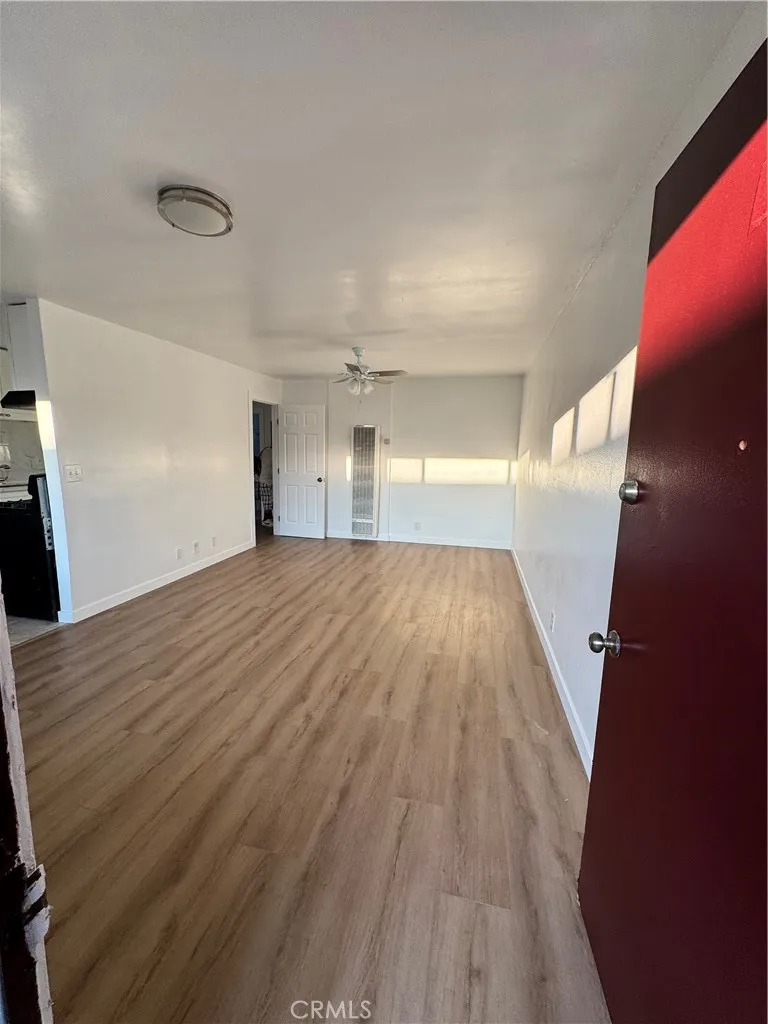 1333 W Walnut Santa Ana, CA 92703