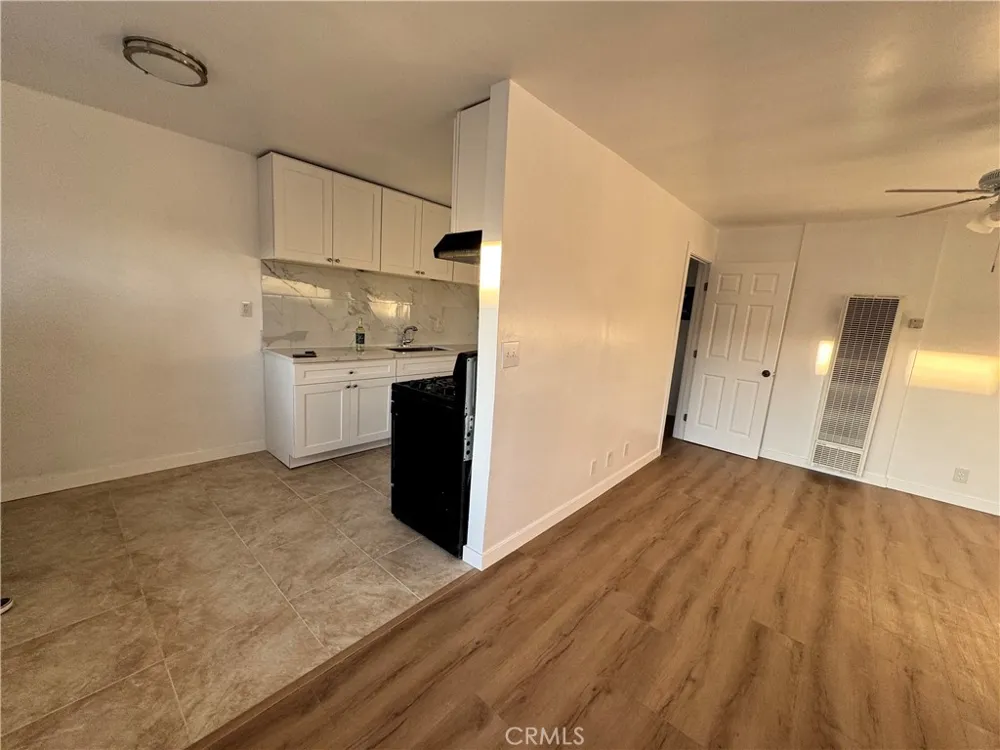 1333 W Walnut Santa Ana, CA 92703
