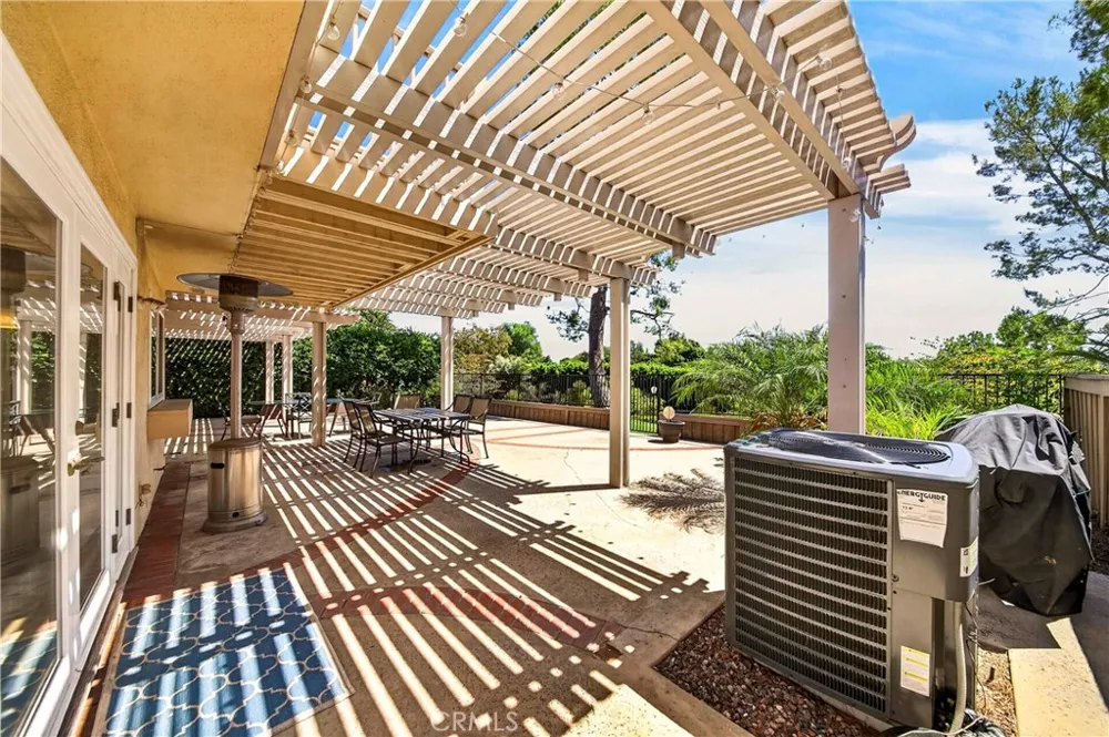 618 Brookline Place Fullerton, CA 92835