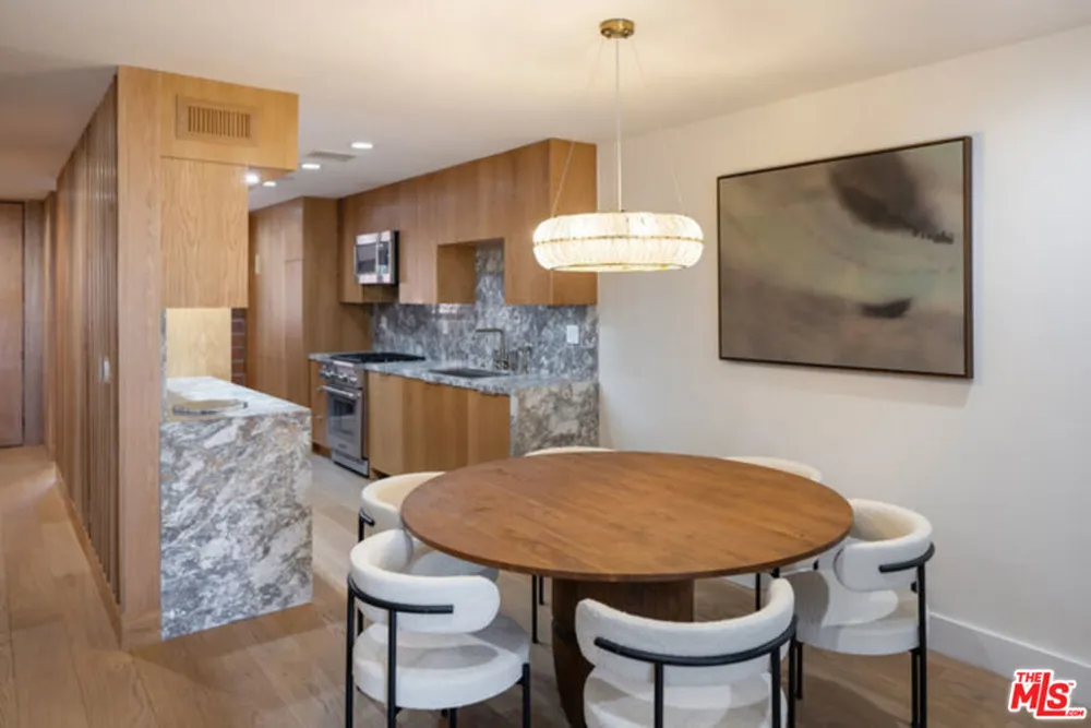 1033 Carol Drive #305 West Hollywood, CA 90069