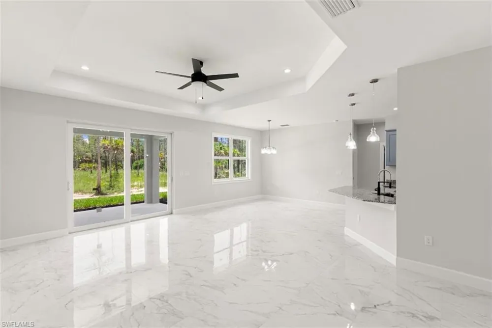 343 Desoto Boulevard Naples, FL 34120