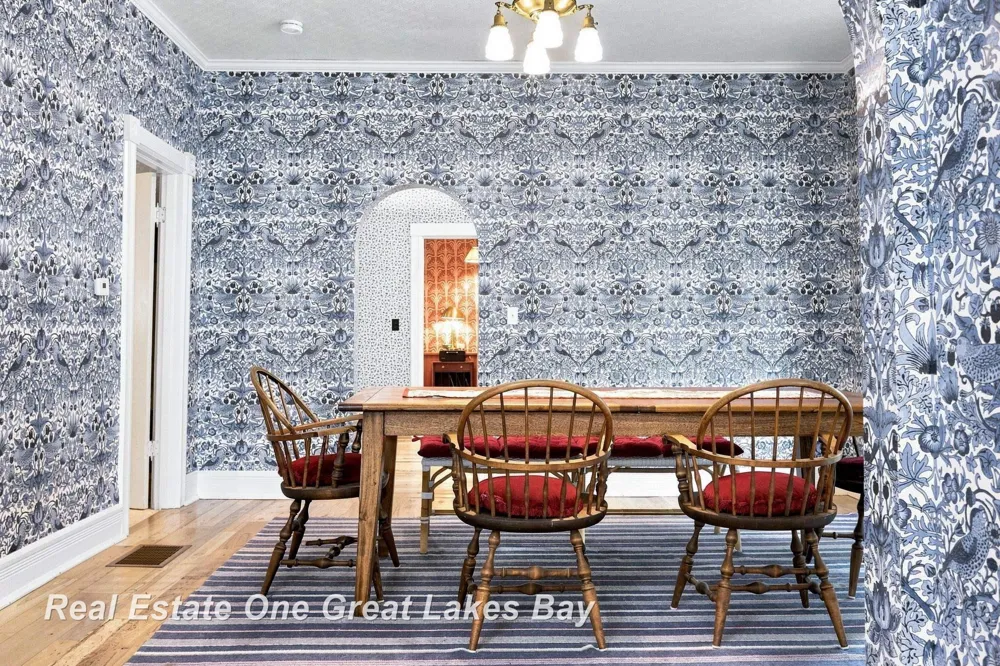 127 E North Street Ithaca City, MI 48847