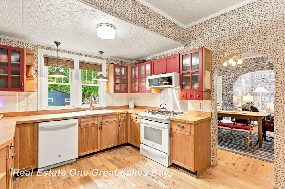 127 E North Street Ithaca City, MI 48847