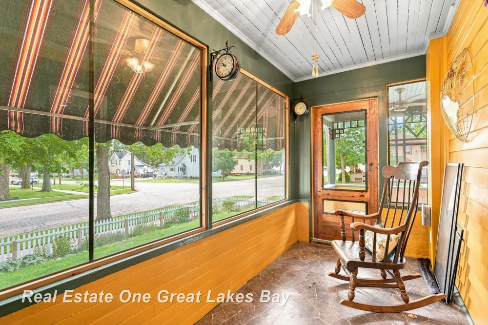 127 E North Street Ithaca City, MI 48847