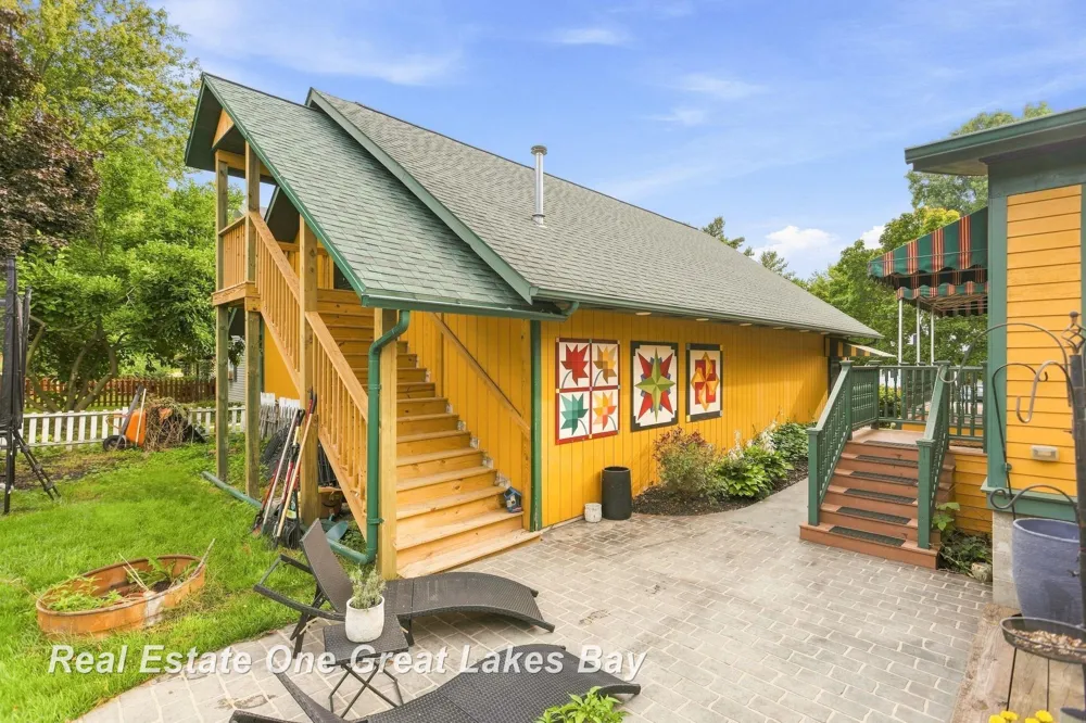 127 E North Street Ithaca City, MI 48847