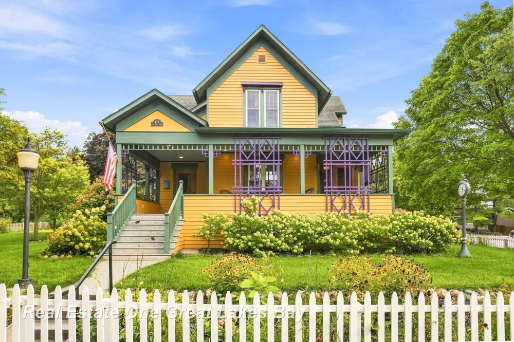127 E North Street Ithaca City, MI 48847