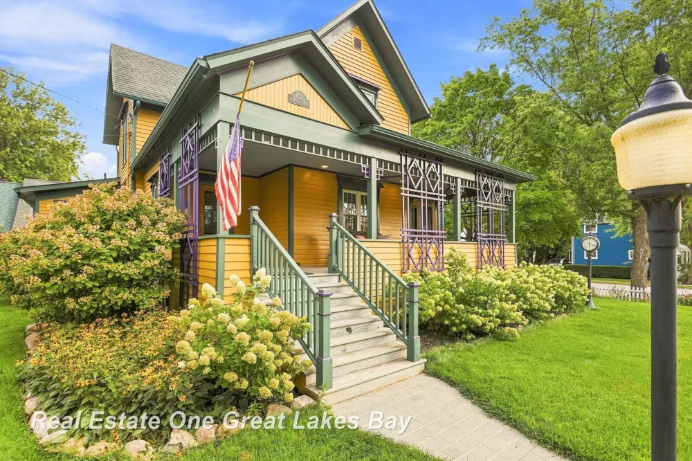 127 E North Street Ithaca City, MI 48847
